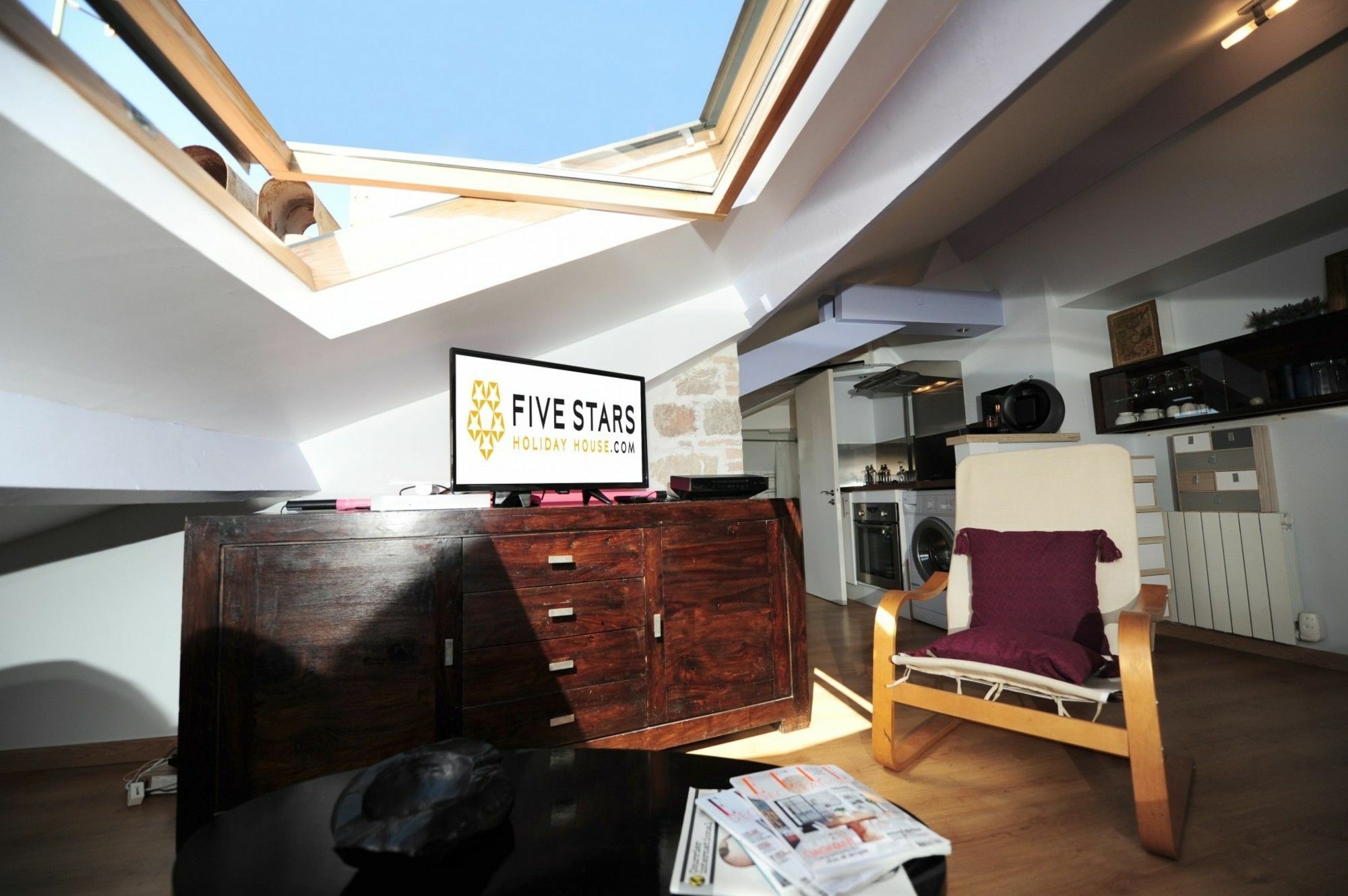 ניס Nid D'Agnes Five Stars Holiday House מראה חיצוני תמונה
